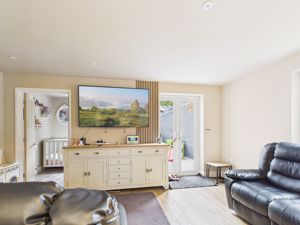 Photo 13- click for photo gallery